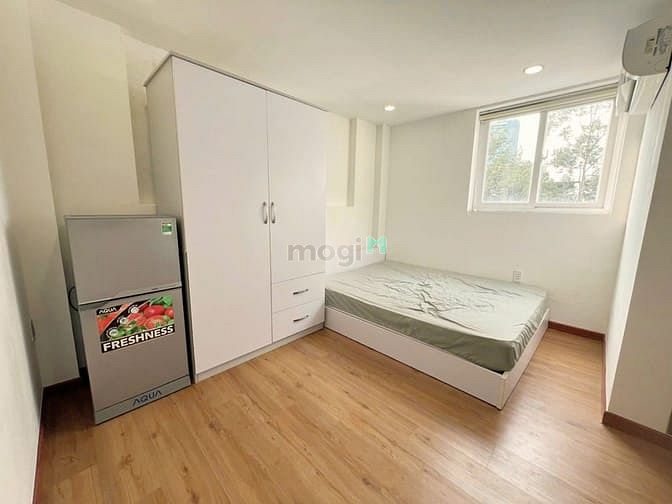 Modern Studio Apartment in District 1 Center