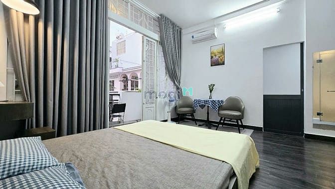 Modern 1-Bedroom Apartment with Balcony in Phu Nhuan