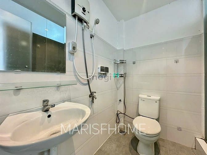 Modern 1-Bedroom Apartment with Balcony in Phu Nhuan