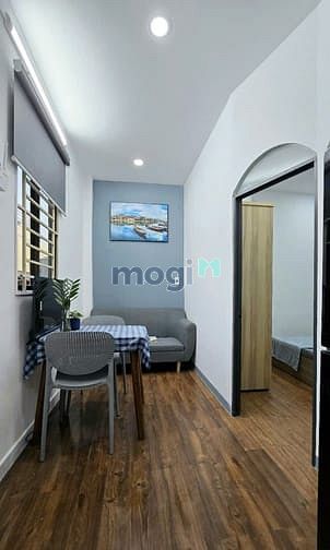 Modern 2-Bedroom Apartment with Balcony in Phu Nhuan