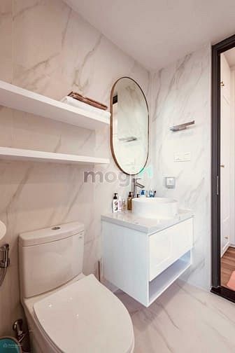 Luxury Palm Heights Apartment with Pool View