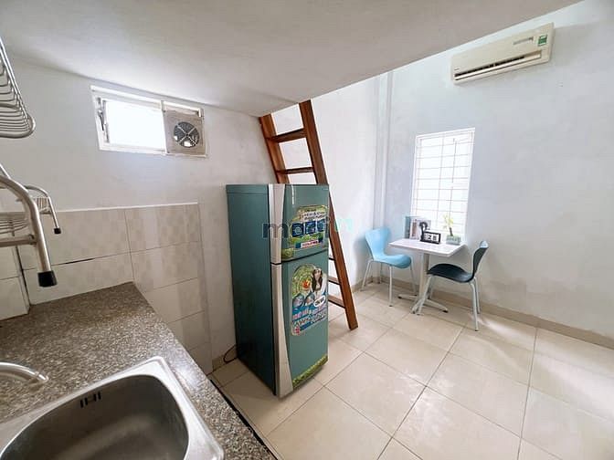 Fully Furnished Room near Lang Street, Close to Universities