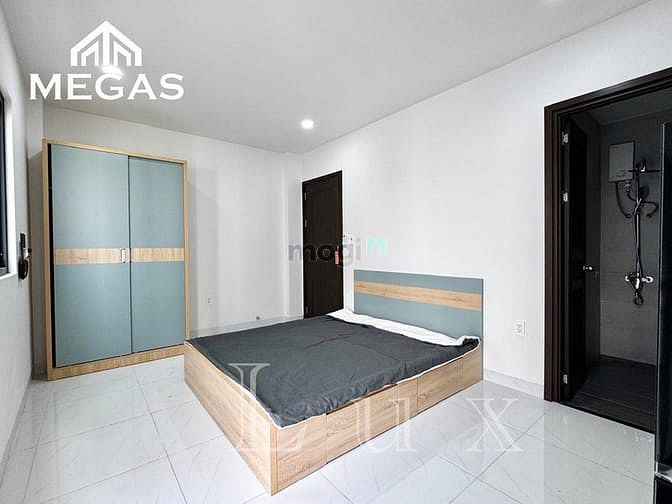 Modern Compact Apartment with Balcony and Full Furnishings
