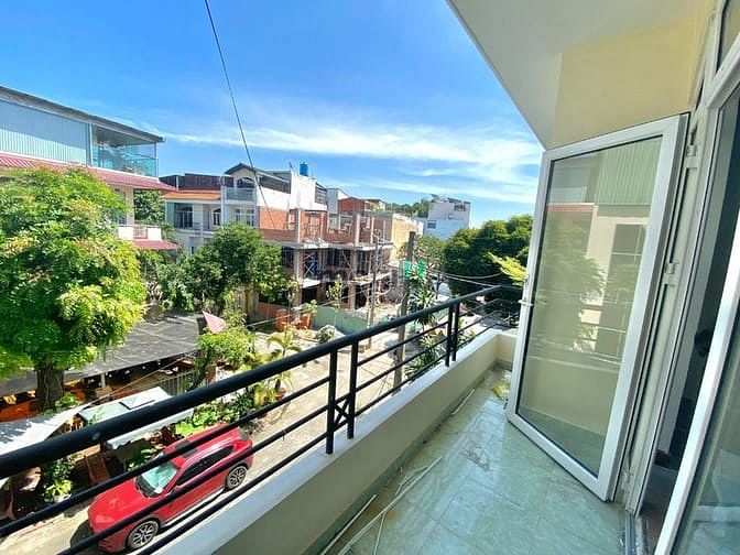 Renovated Apartment Near BigC with Balcony