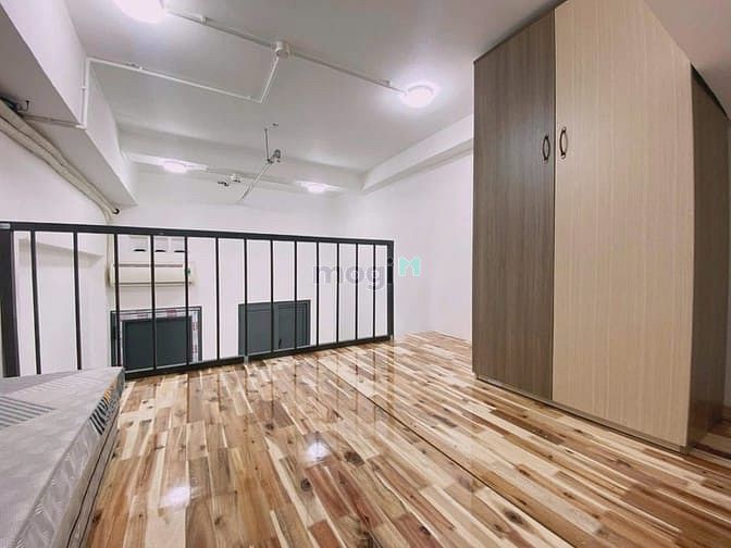 Modern Studio Apartment with Loft Near Dam Sen