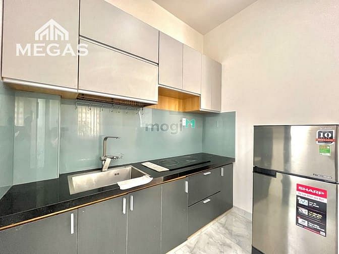 Fully Furnished Balcony Room Near Song Hanh - Truong Chinh