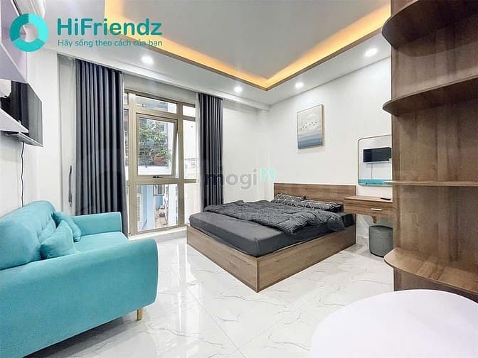 Modern 1-Bedroom Apartment in Lakeview City with Ecological View