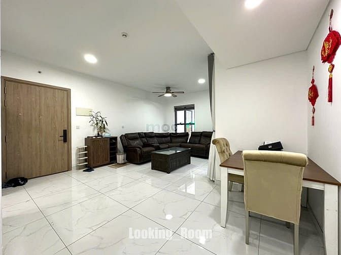 Spacious Apartment in Celadon City with Modern Design