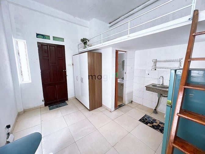 Fully Furnished Room near Lang Street, Close to Universities