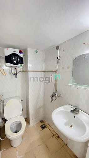 Fully Furnished Room near Lang Street, Close to Universities