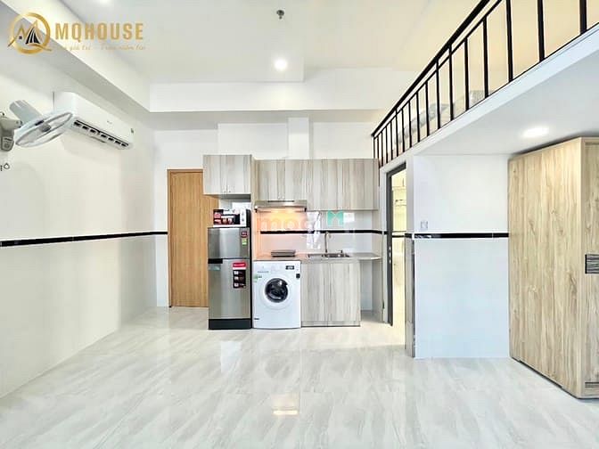 Modern Duplex Studio with Balcony in District 7