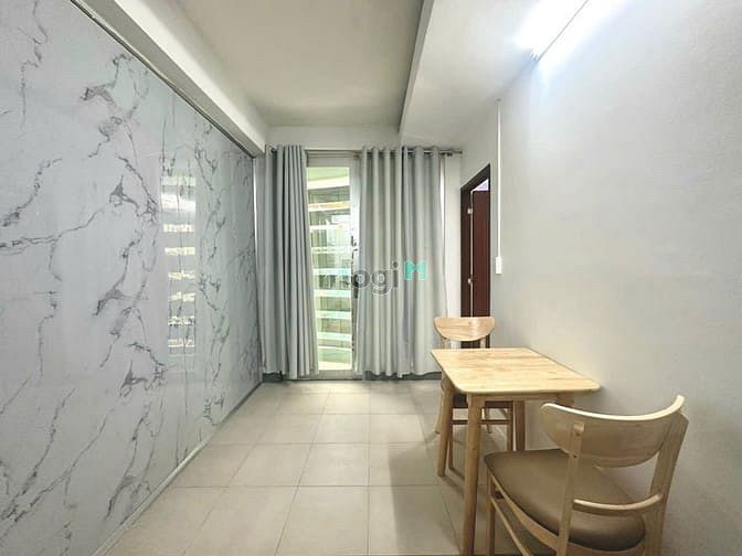Serviced Apartment with Balcony in District 10, Ho Chi Minh City