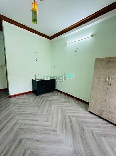 Modern Room with AC Near Quang Trung Park