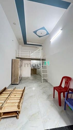 Modern Loft Room with Mezzanine in District 12