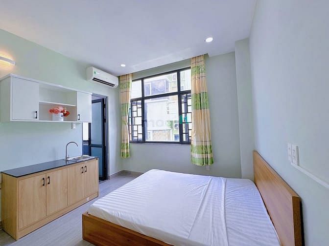 Modern Compact Studio Apartment in CMT8, District 3, Ho Chi Minh City
