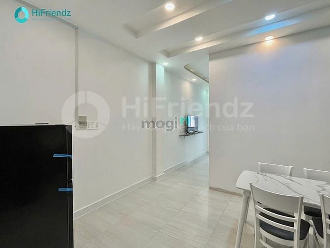 Modern Compact Studio Apartment with Full Amenities