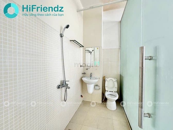 Spacious Bright Room with Balcony Near Le Van Viet Street, Thu Duc