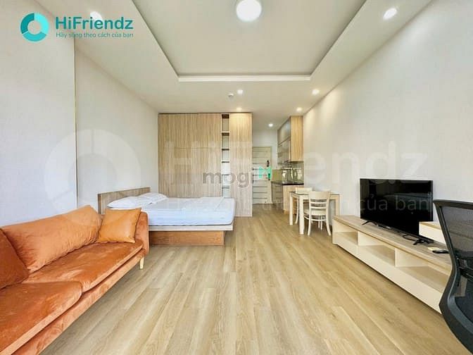 Studio apartment in Thao Dien with large balcony, 24/7 security