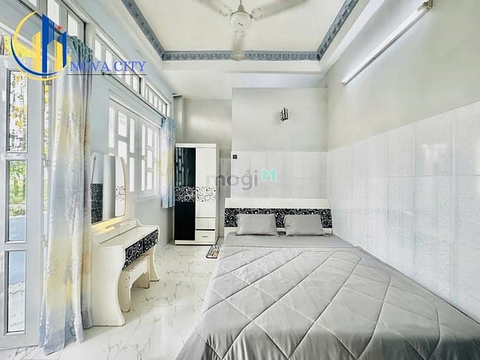 Modern Studio Apartment with Balcony in Binh Dien