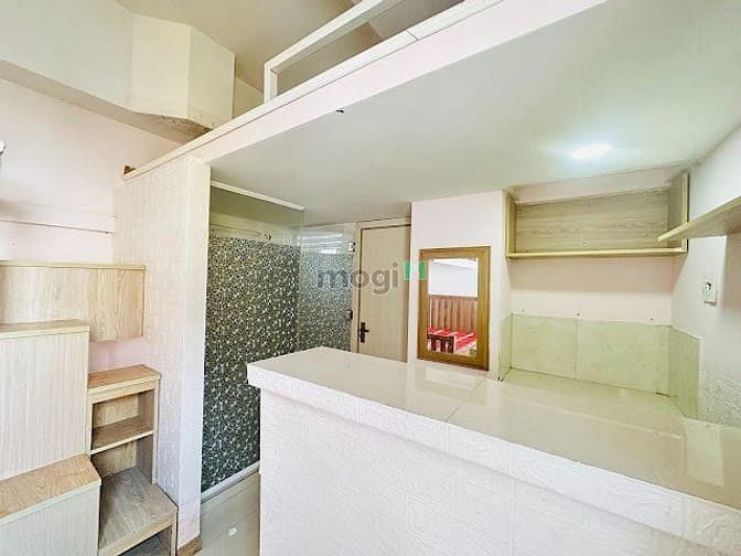 Spacious 25m² Room with High Loft, Air Conditioning, Elevator - 24/7 Security