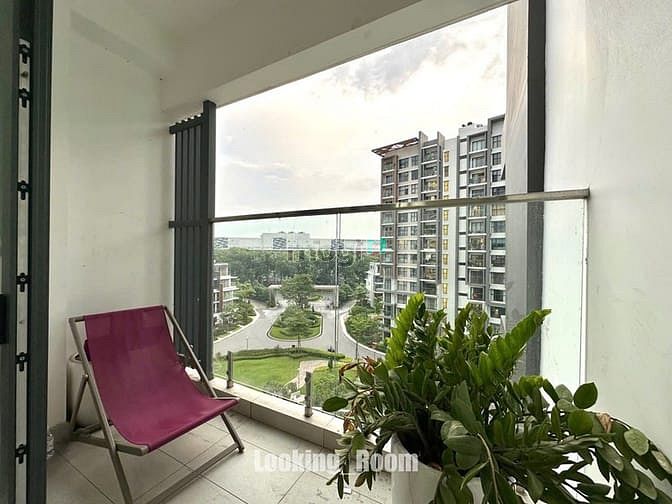 Spacious Apartment in Celadon City with Modern Design