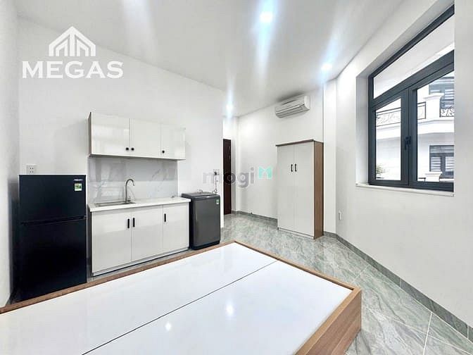 Studio Apartment with Balcony, Fully Furnished Near Multiple Locations