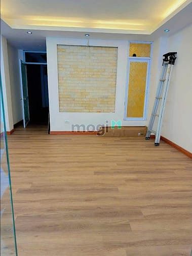 5-Story House with 65m2 per Floor