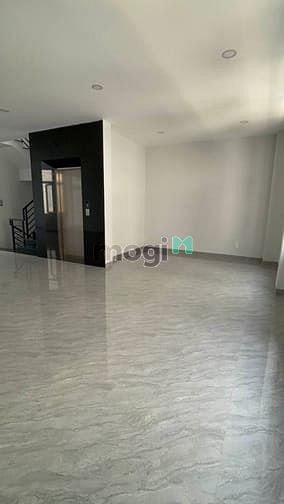 Spacious 126m2 Townhouse at Vinhomes Grand Park - Suitable for Living and Business