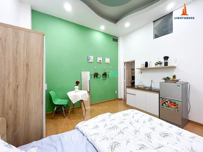 Modern Studio Near Market with Full Amenities