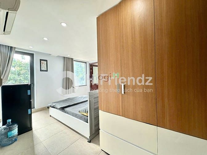 Compact Studio Apartment in Central Location near Landmark 81