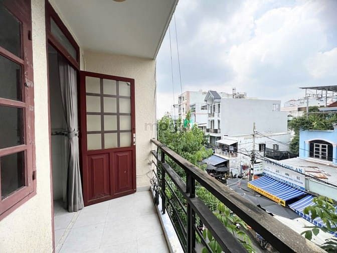 Furnished Studio with Balcony in Pham Van Bach