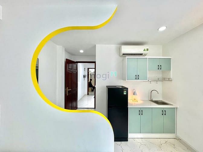 Modern Studio in District 1 with Full Amenities