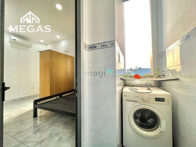 Fully Furnished Balcony Room Near Song Hanh - Truong Chinh