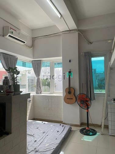 Spacious 24m² Loft Room with Large Window and Elevator