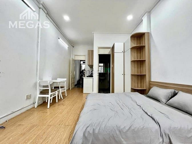 Modern Studio with Fingerprint Access in District 3