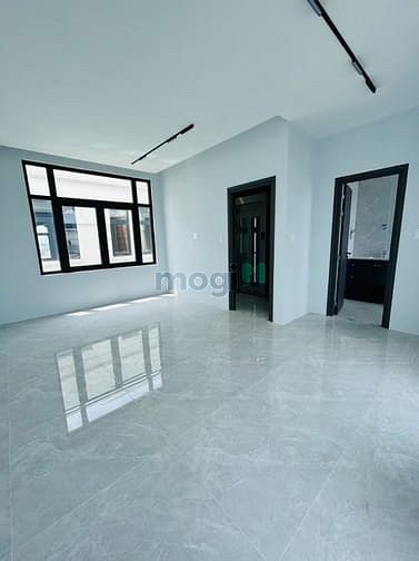 5-Story Townhouse with Elevator in Vinhomes Grand Park