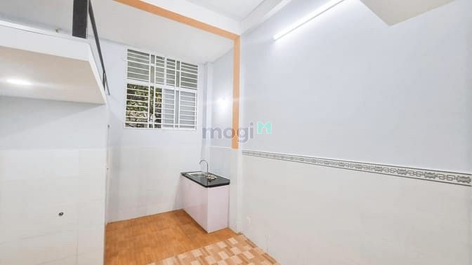 Spacious Duplex Near University with Pet-Friendly Policy
