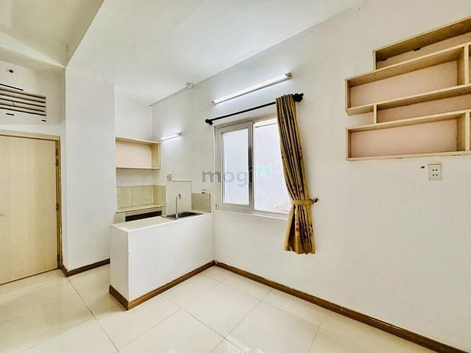 Spacious 22m² Room with Loft, Elevator, 24/7 Security in Tan Binh District
