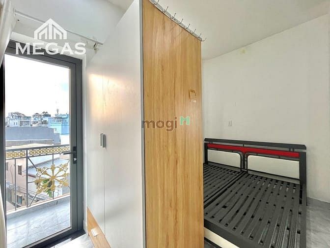 Fully Furnished Balcony Room Near Song Hanh - Truong Chinh