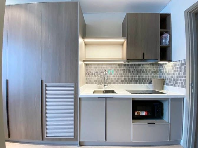 Thao Dien Studio Apartment with Large Balcony Near Xuan Thuy
