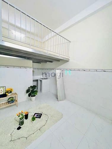 Spacious Loft Room with Mezzanine Near Cong Thuong