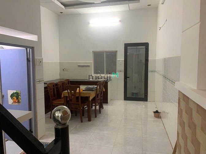 Буй Ту Тоан, Ан Лак, Бинь Танда жалға берілетін кең 3 бөлмелі үй