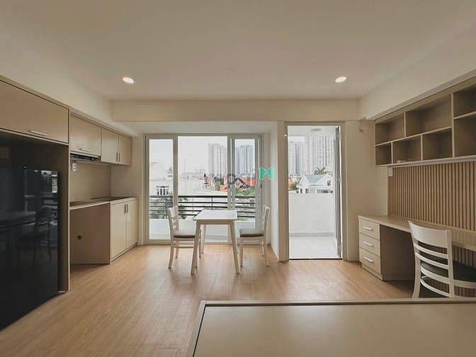 High-End Furnished Studio Apartment with Balcony and City View