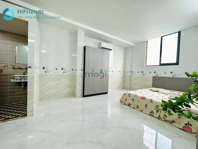Studio Apartment with Full Furnishings near Binh Long