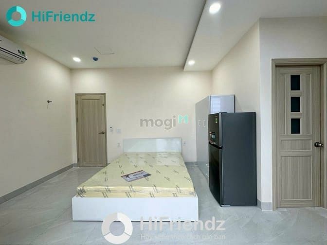 1-Bedroom Serviced Apartment with Balcony near Nhieu Loc Canal