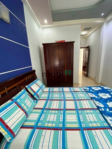 Luxury Furnished Room with Balcony in District 1