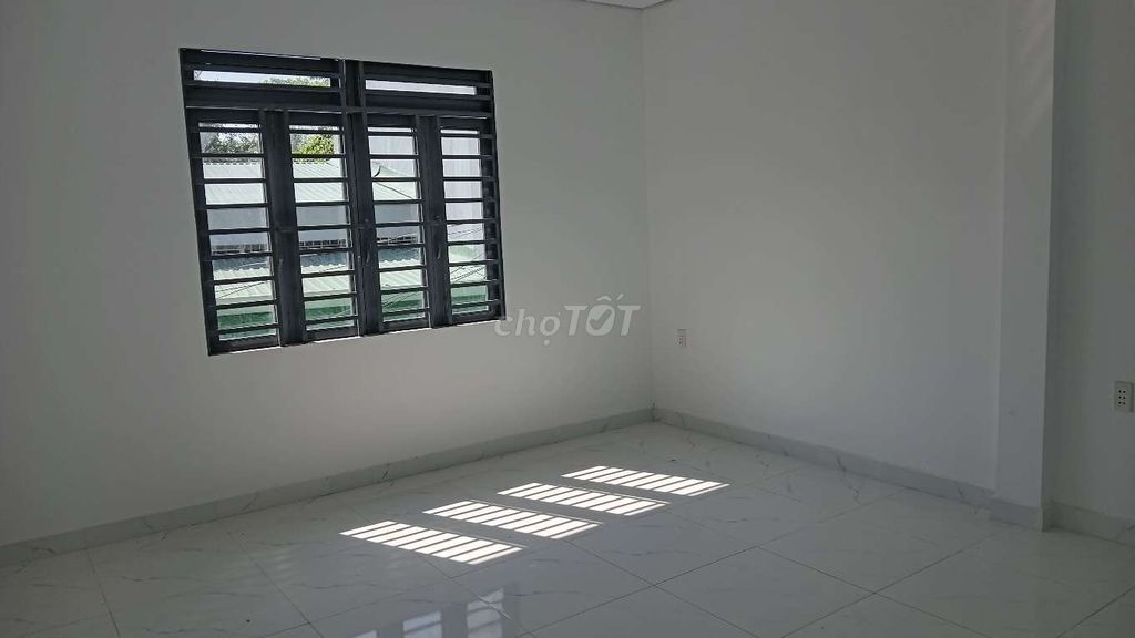 Modern 2-Level House Near FPT University, Convenient Location