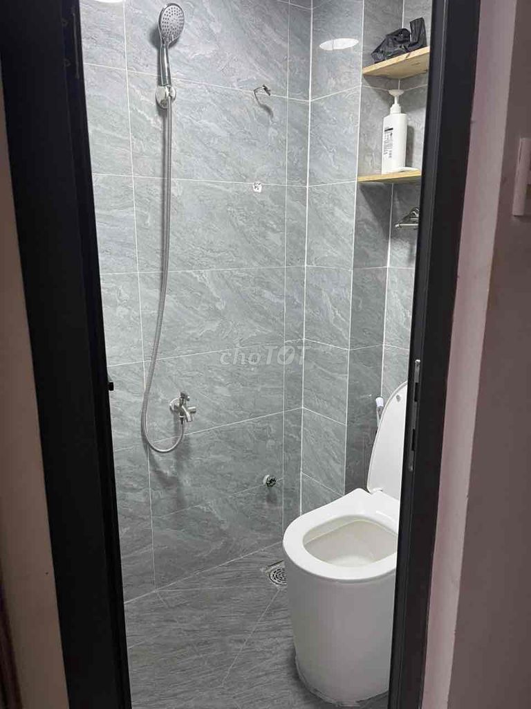 Modern 2-Bedroom House in District 3