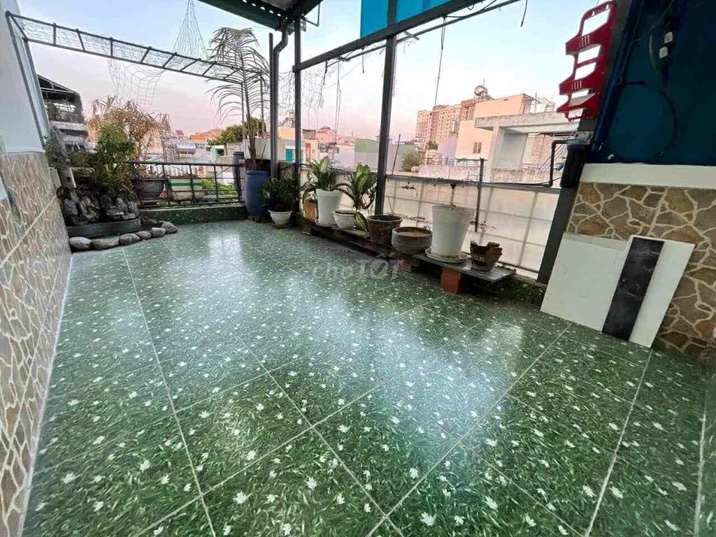3-Story House with 3 Bedrooms in Tan Phu