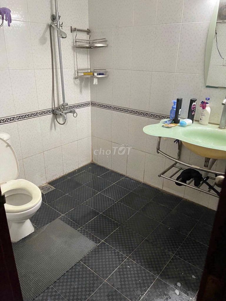 5-Story House with 6 Bedrooms in Tan Binh